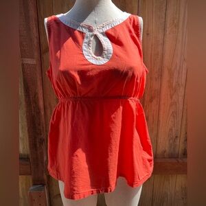 Fun sleeveless summer blouse. Size 8.